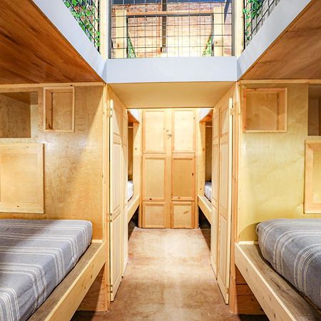 Social Stays - Santa Barbara'S First Hostel On State Street Ngoại thất bức ảnh