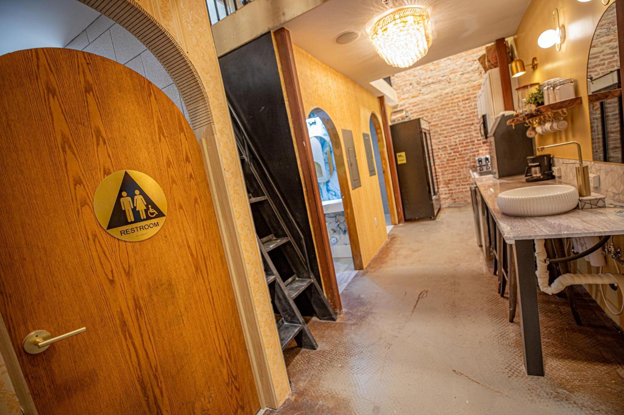 Social Stays - Santa Barbara'S First Hostel On State Street Ngoại thất bức ảnh