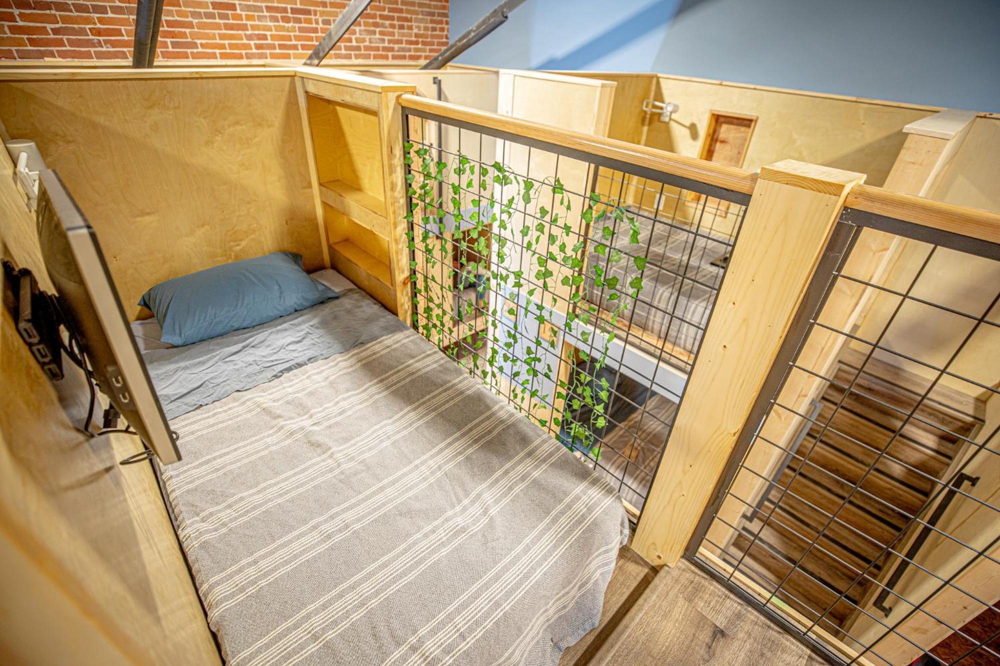 Social Stays - Santa Barbara'S First Hostel On State Street Ngoại thất bức ảnh